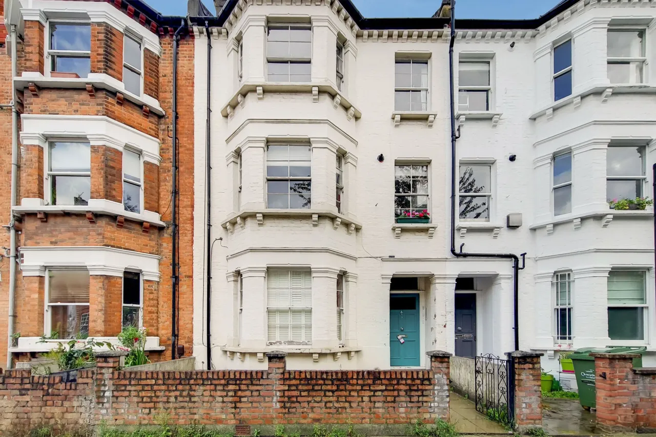 Top Floor Flat, 51 Hackford Road, London, photo 8