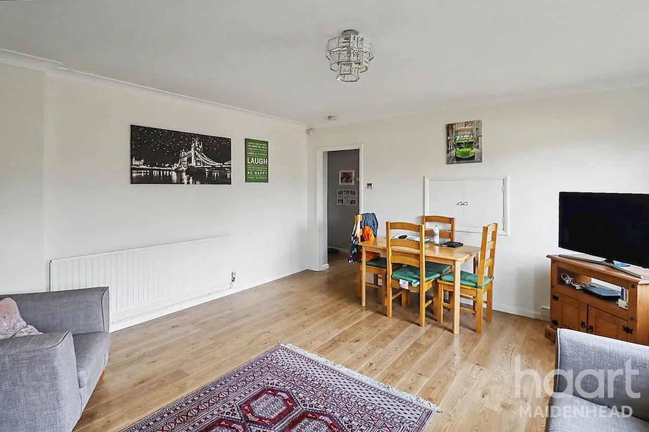 Crofthill Road, Slough, SL2, photo 11