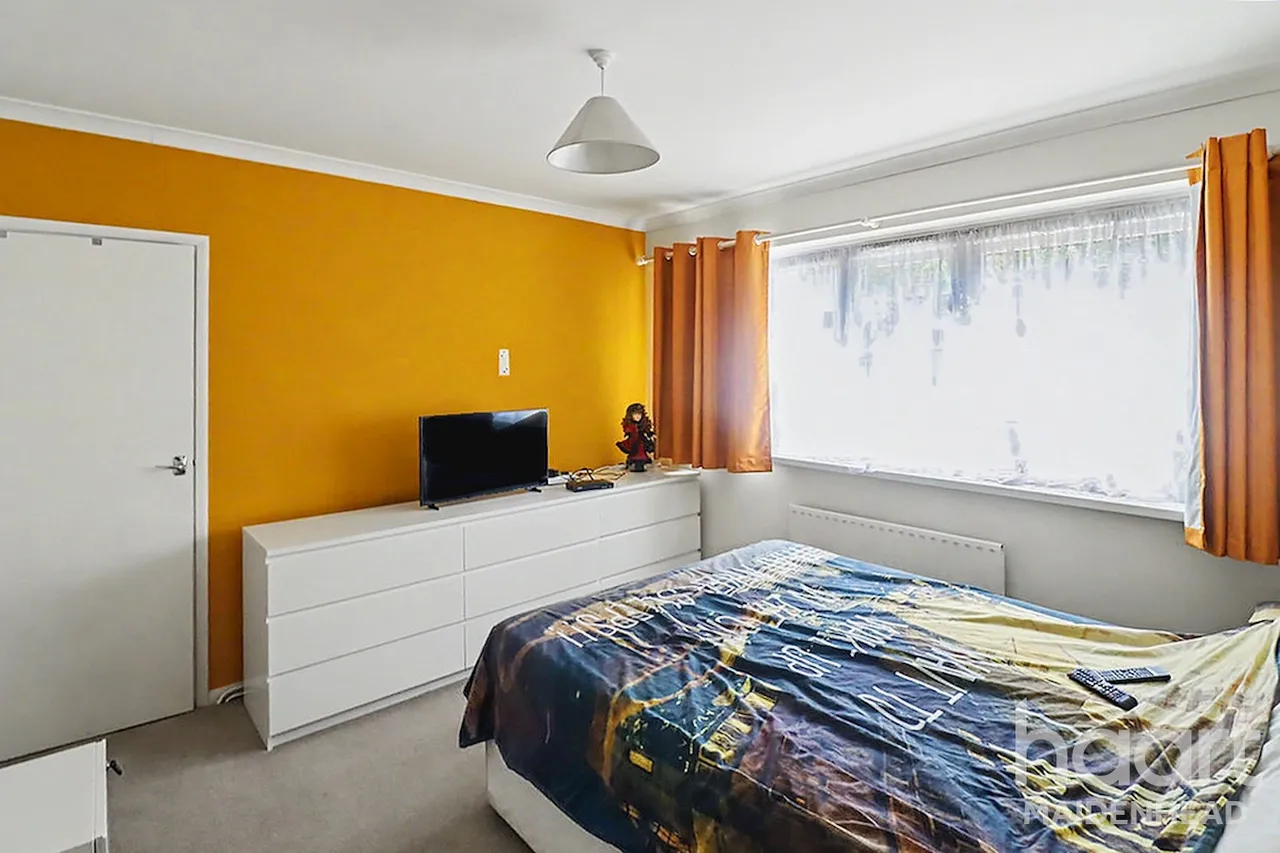 Crofthill Road, Slough, SL2, photo 10