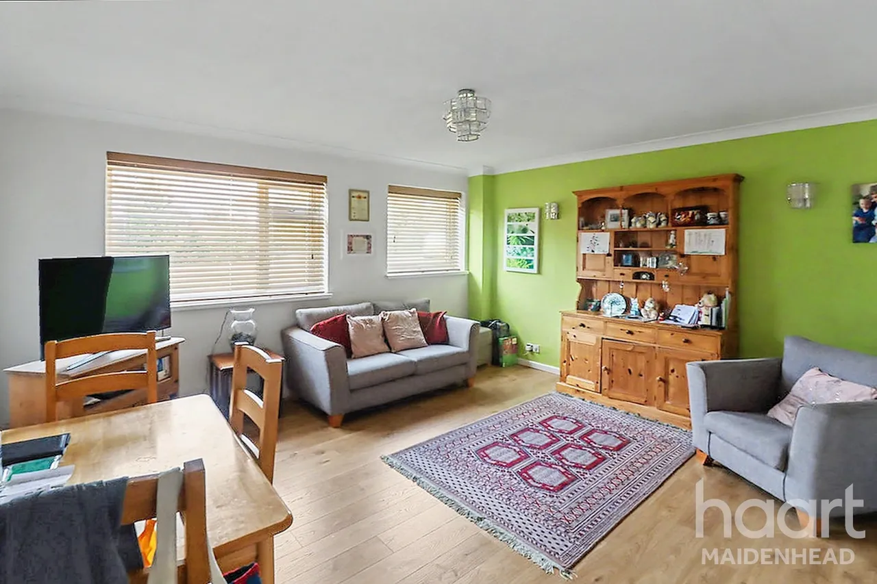 Crofthill Road, Slough, SL2, photo 2