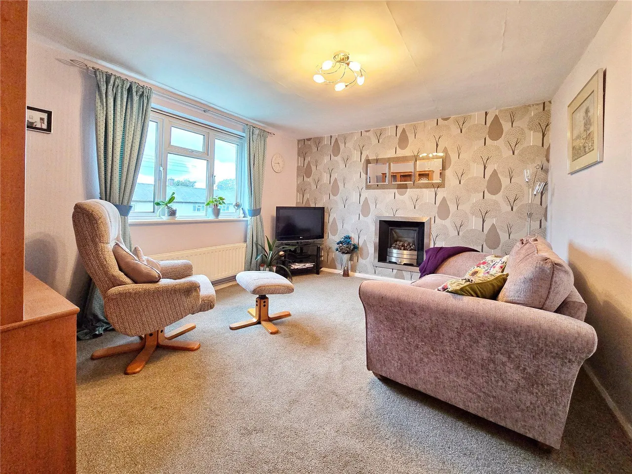 Kent Walk, Haslingden, BB4, photo 2