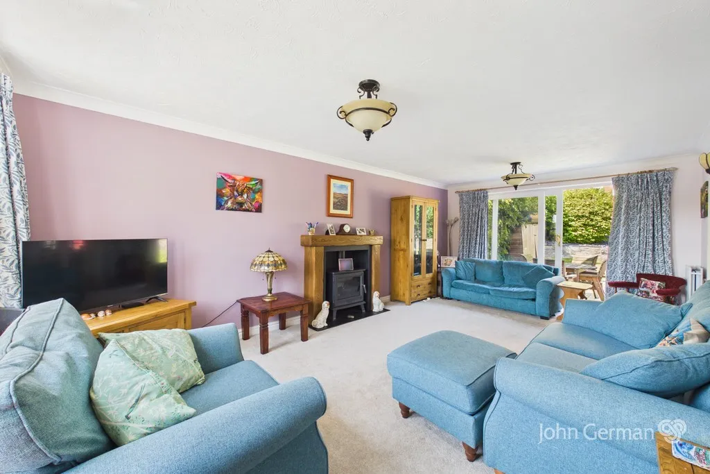 Thirlmere Gardens, Ashby-de-la-Zouch, photo 9