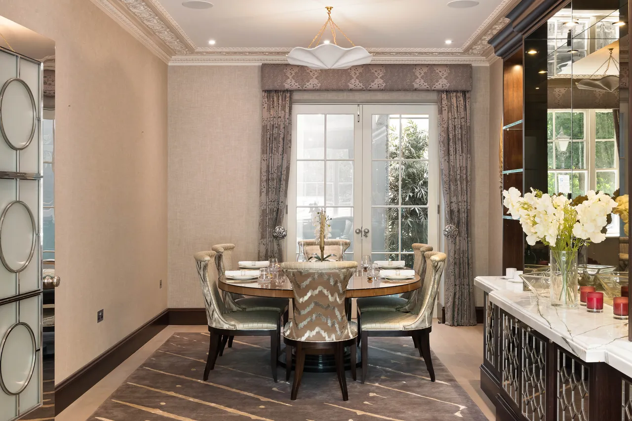 Montpelier Square, Knightsbridge, London, photo 4
