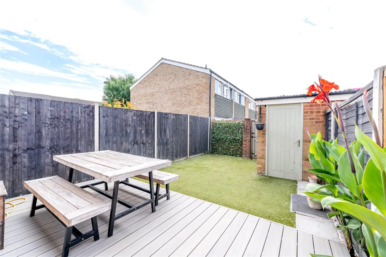 Peregrine Road, Lower Sunbury, TW16 6JJ, photo 8