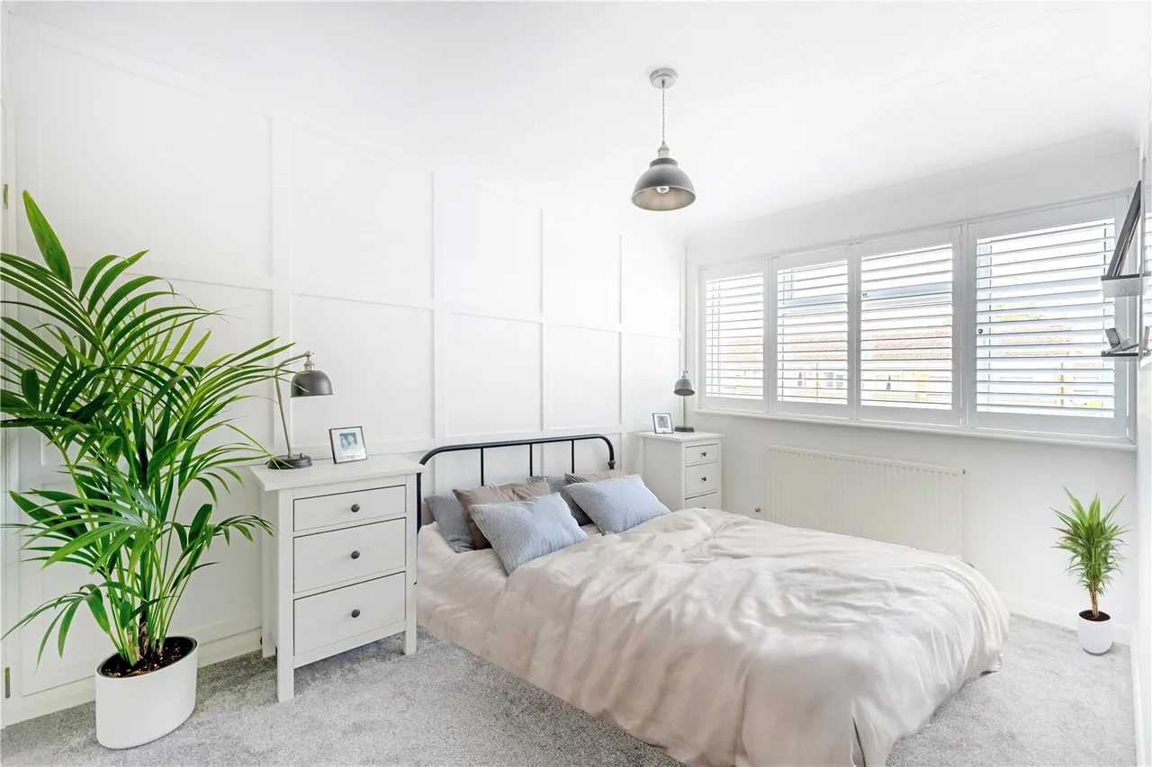 Peregrine Road, Lower Sunbury, TW16 6JJ, photo 3