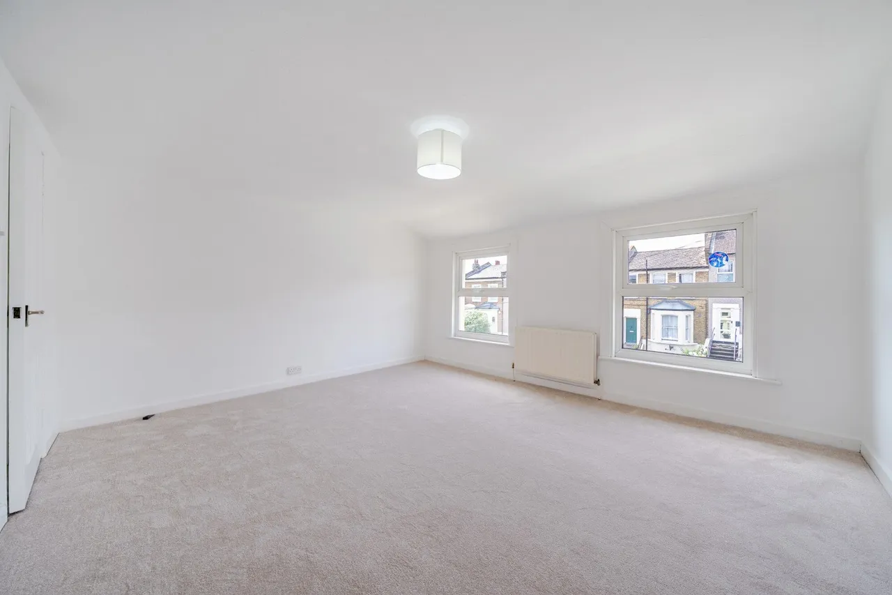 Faversham Road, SE6, photo 15