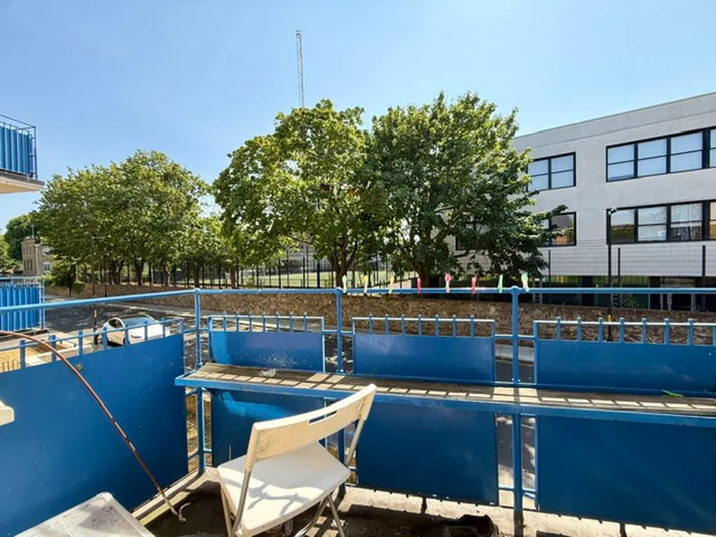 Burbage Close, London SE1 4EW, photo 3