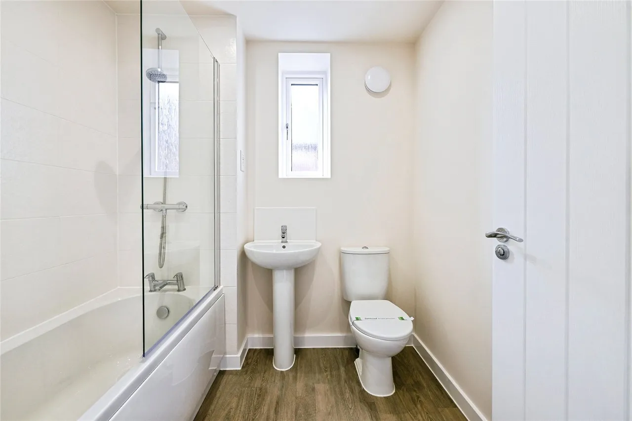 Trentside, Beeston, NG90, photo 5