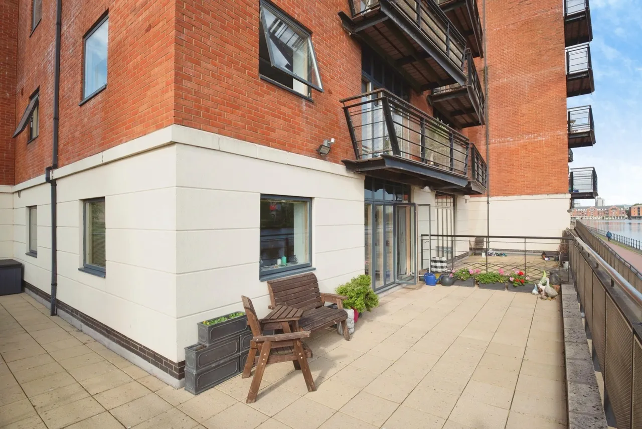 Henke Court, Cardiff, CF10, photo 21
