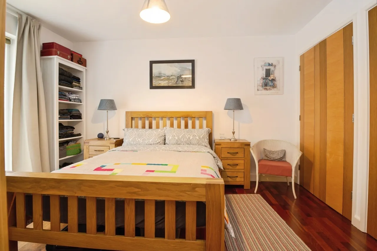 Henke Court, Cardiff, CF10, photo 4