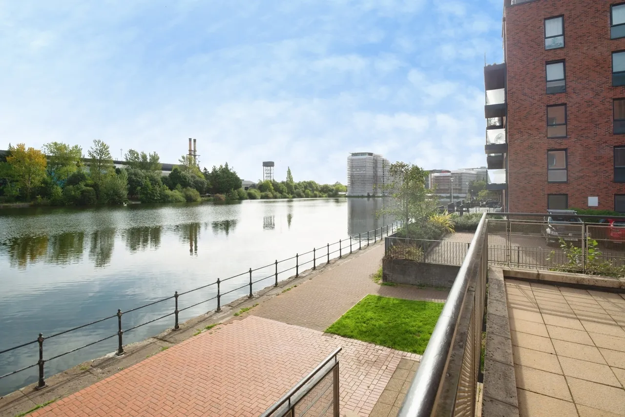 Henke Court, Cardiff, CF10, photo 6