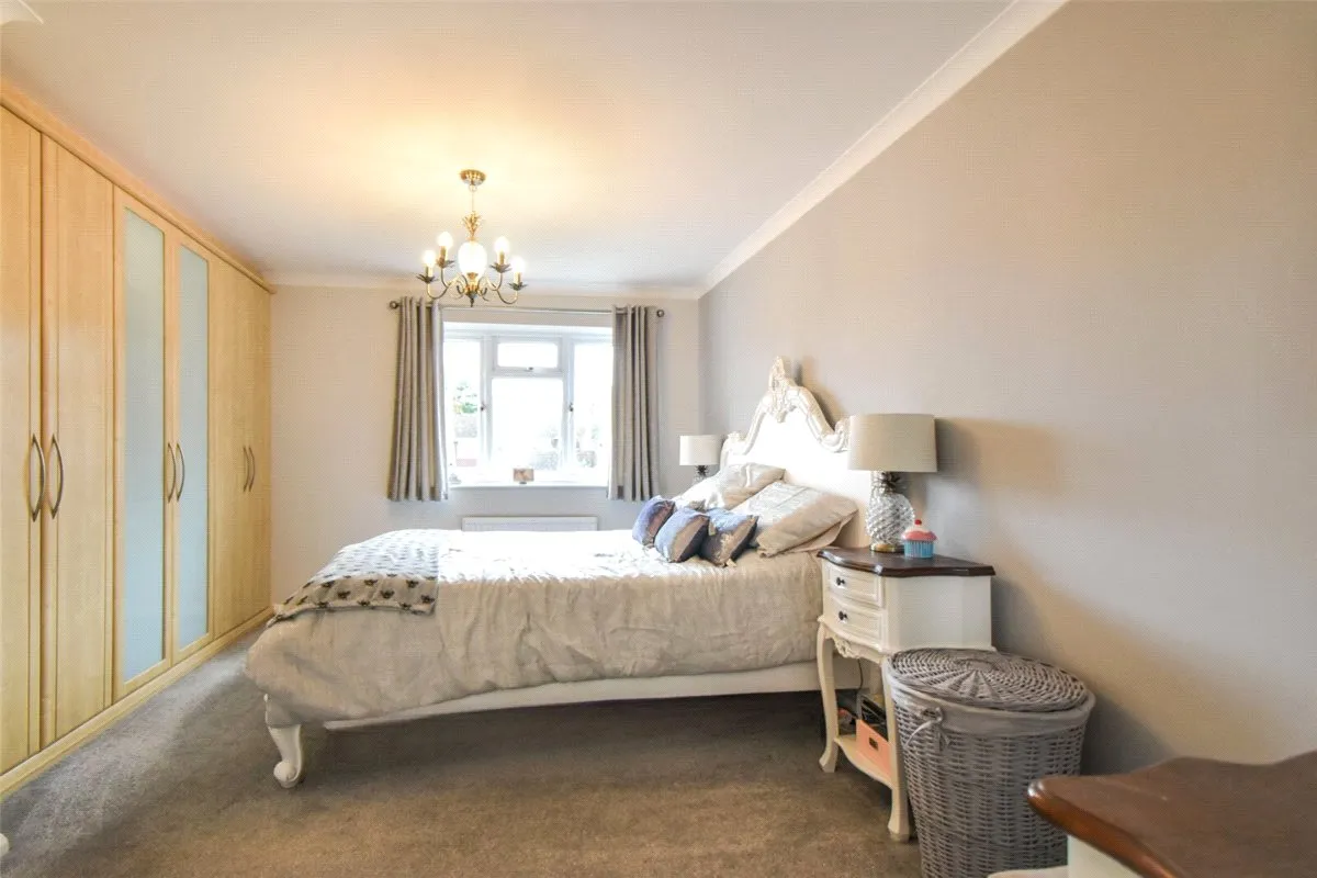 Oaktree Drive, Hook, Hampshire, RG27 9RA, photo 18