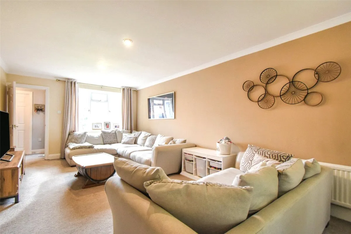 Oaktree Drive, Hook, Hampshire, RG27 9RA, photo 14