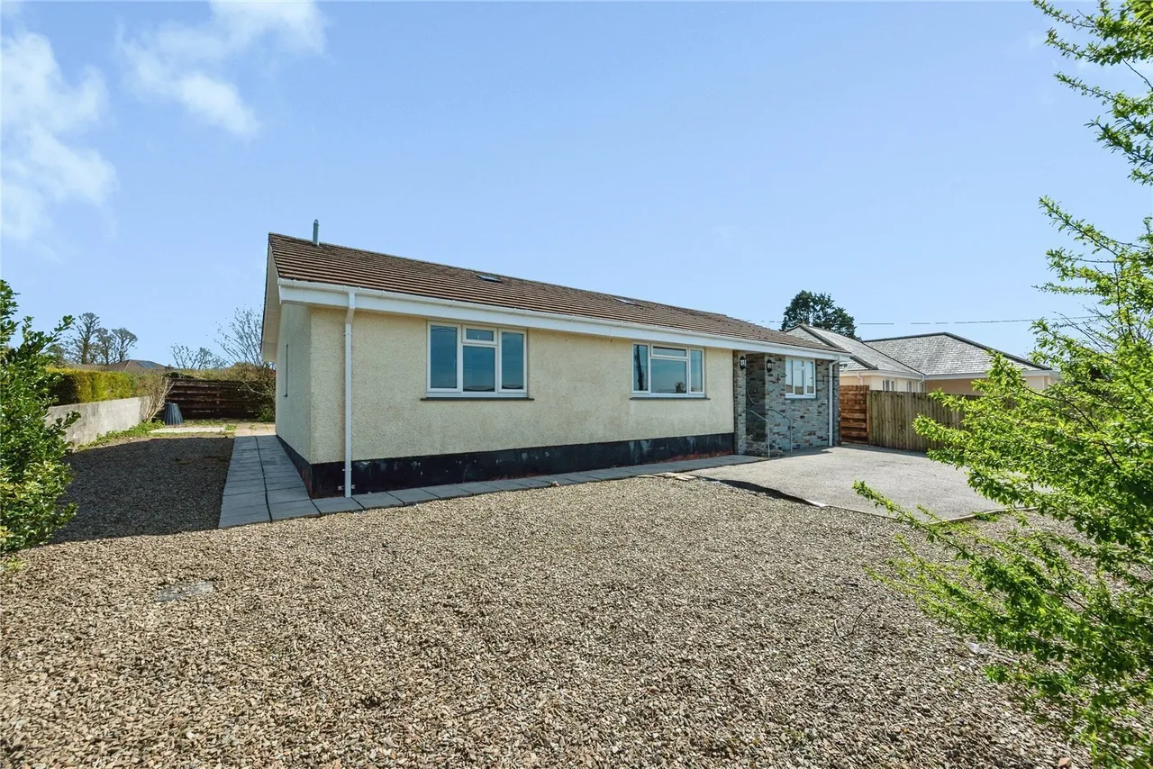 3 bed house for sale, Bodinnick Road, St. Tudy, PL30