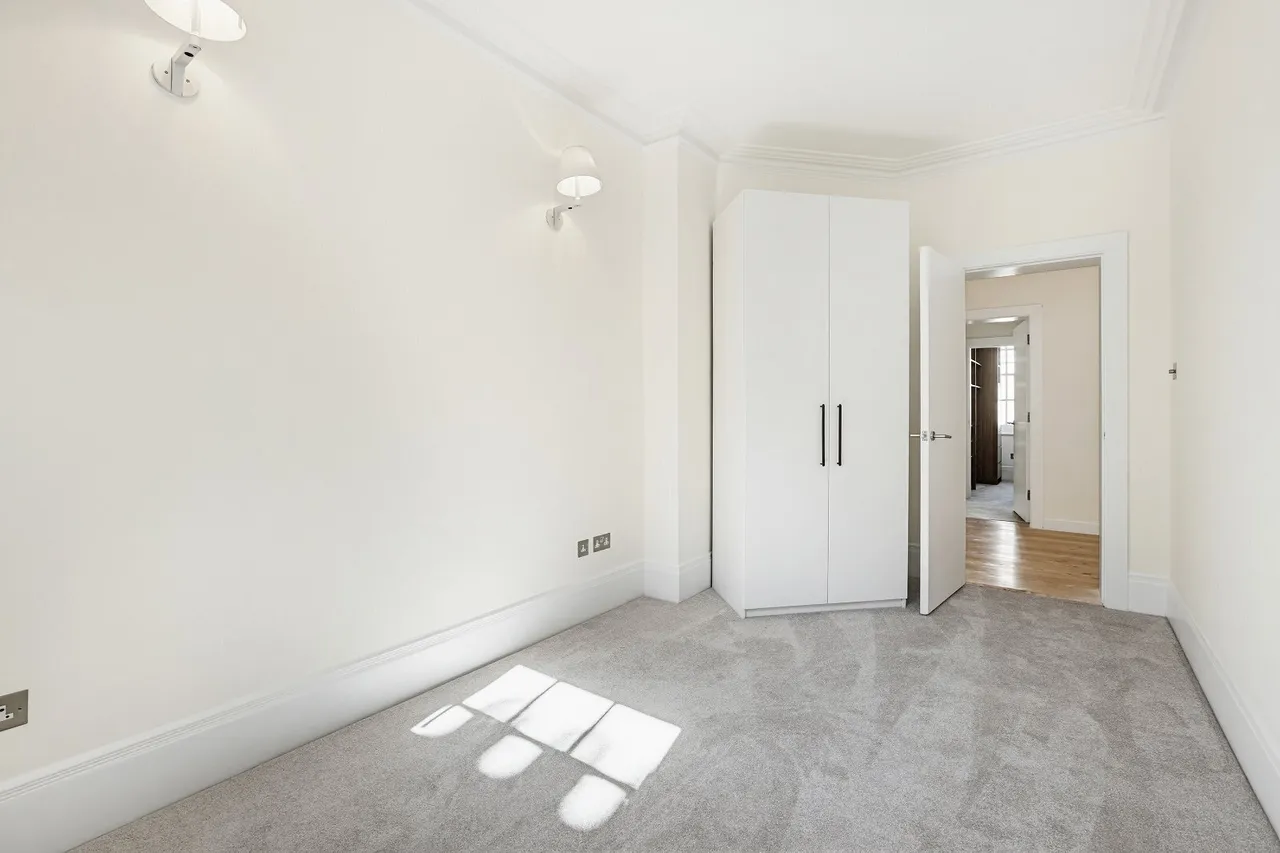 Old Brompton Road, South Kensington, SW5, photo 15