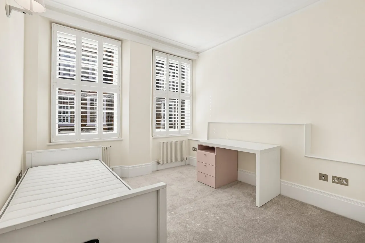 Old Brompton Road, South Kensington, SW5, photo 12