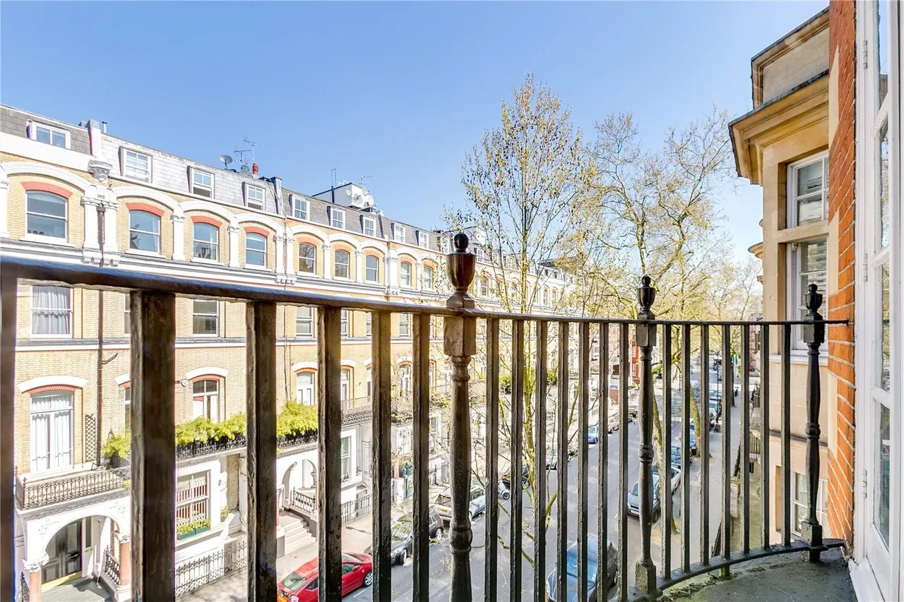 Old Brompton Road, South Kensington, SW5, photo 11