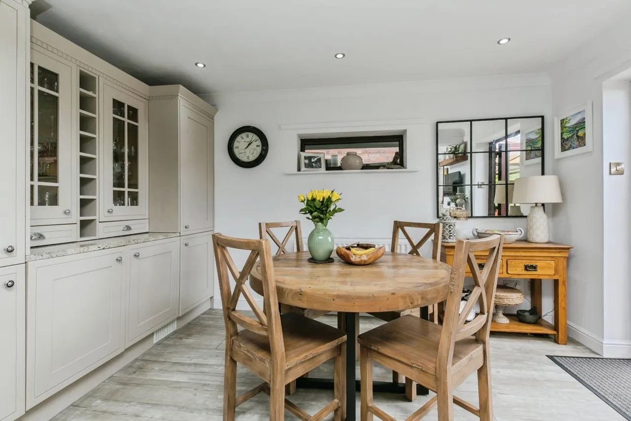 Freshfield Drive, Macclesfield, Cheshire, SK10, photo 17