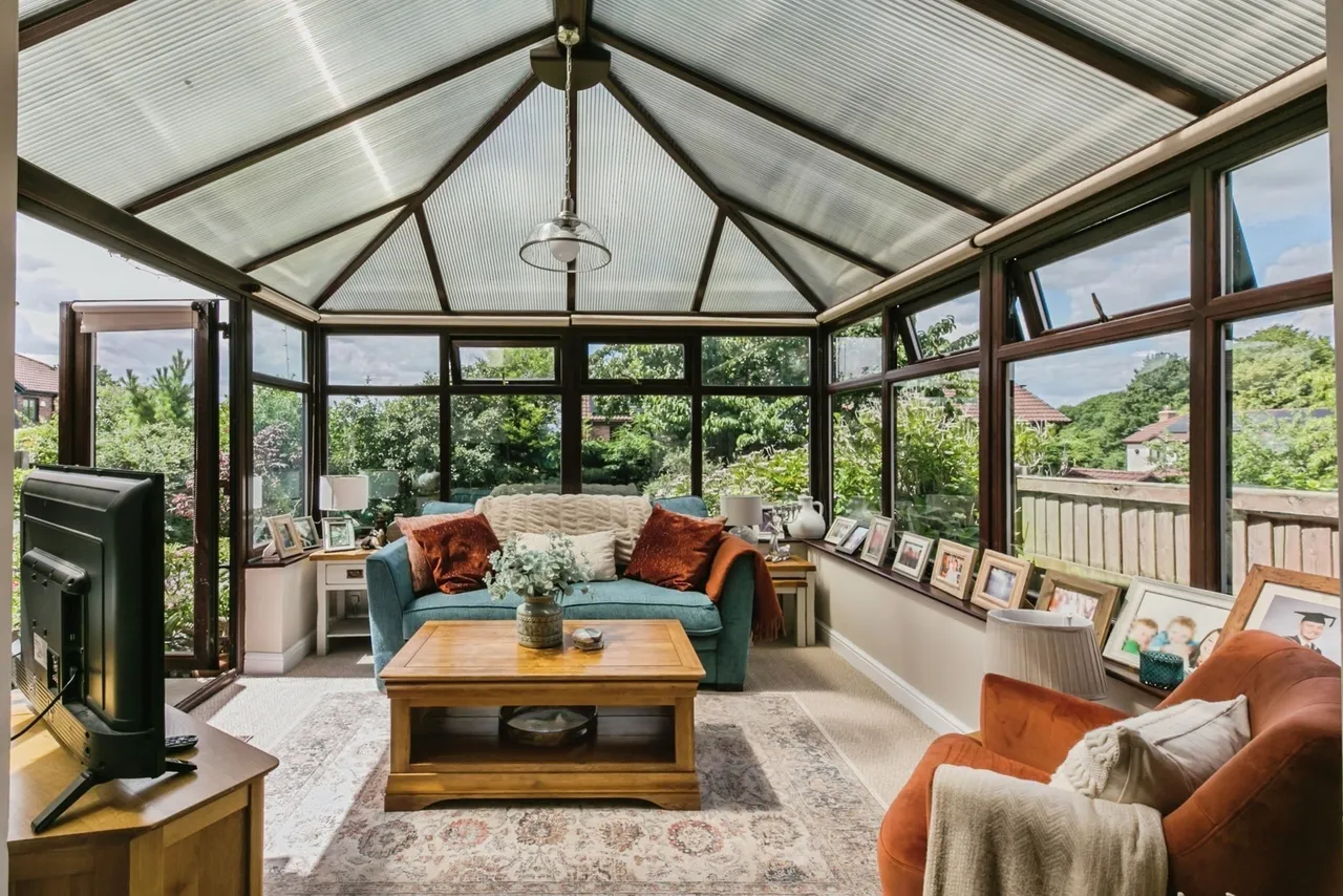 Freshfield Drive, Macclesfield, Cheshire, SK10, photo 16