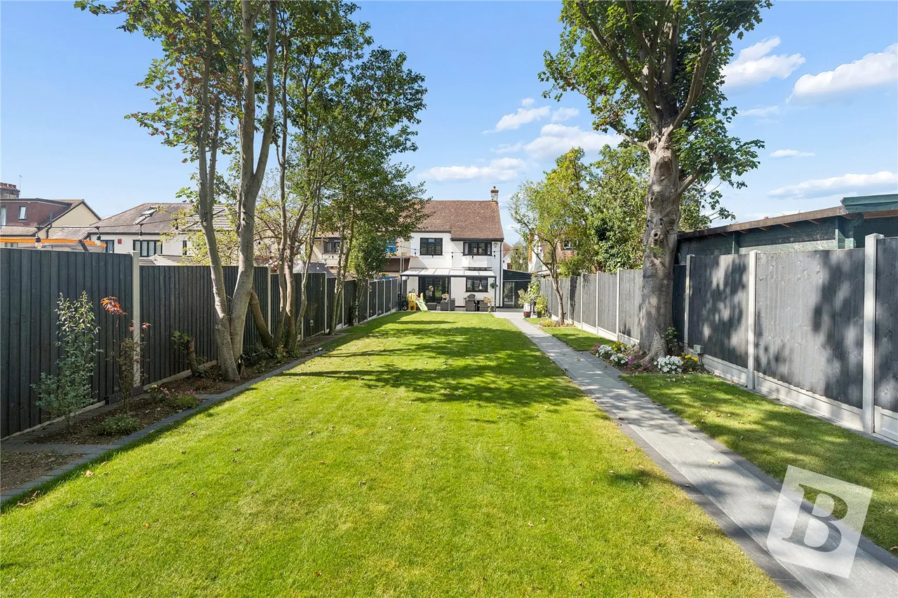 Mill Park Avenue, Hornchurch, RM12, photo 15