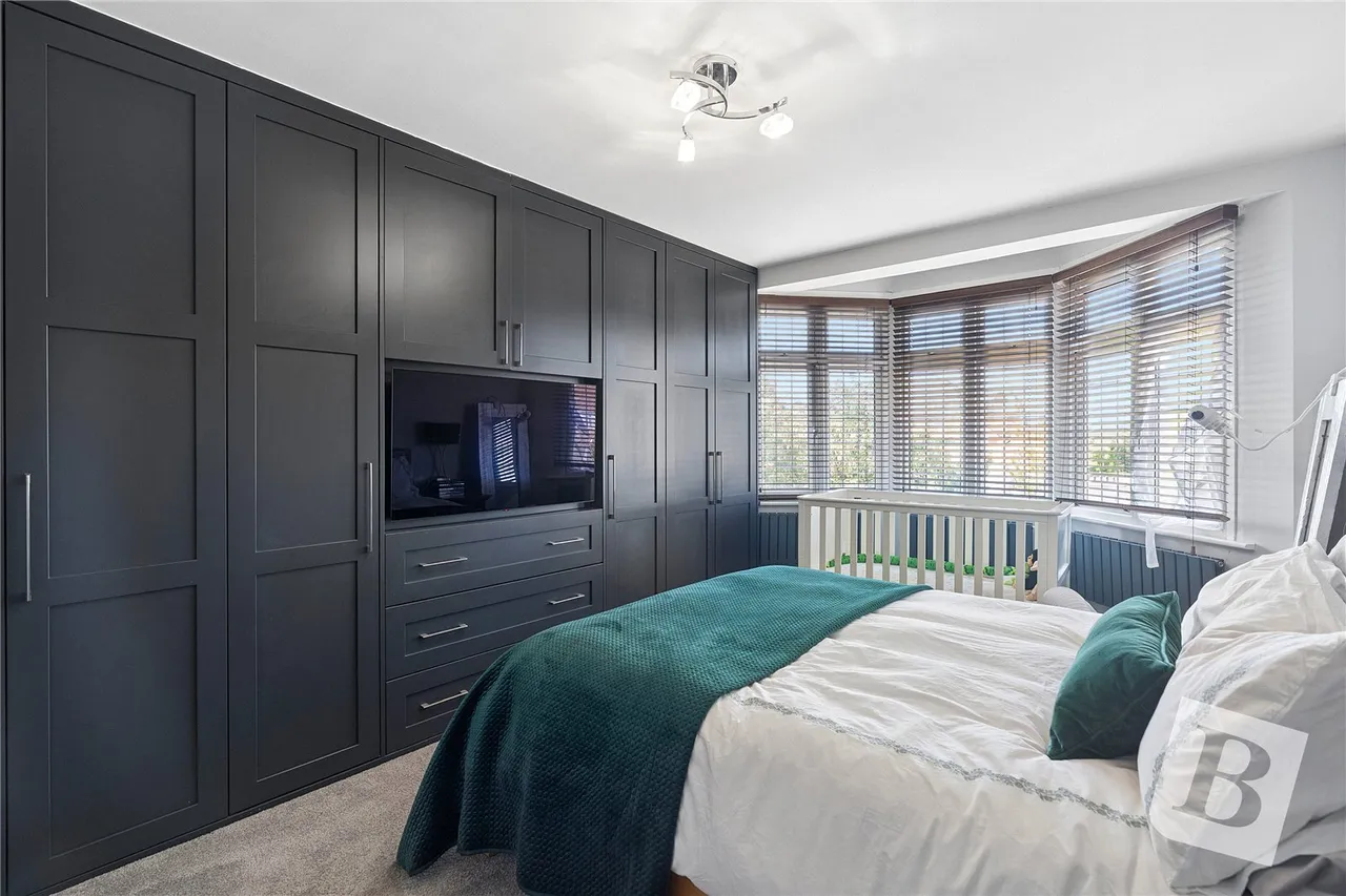 Mill Park Avenue, Hornchurch, RM12, photo 10