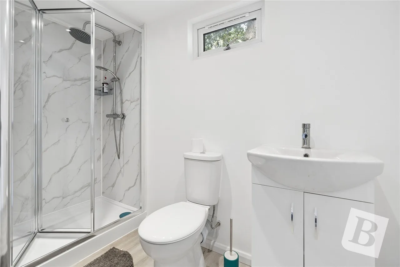 Mill Park Avenue, Hornchurch, RM12, photo 13