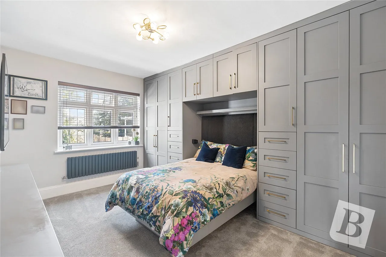 Mill Park Avenue, Hornchurch, RM12, photo 8