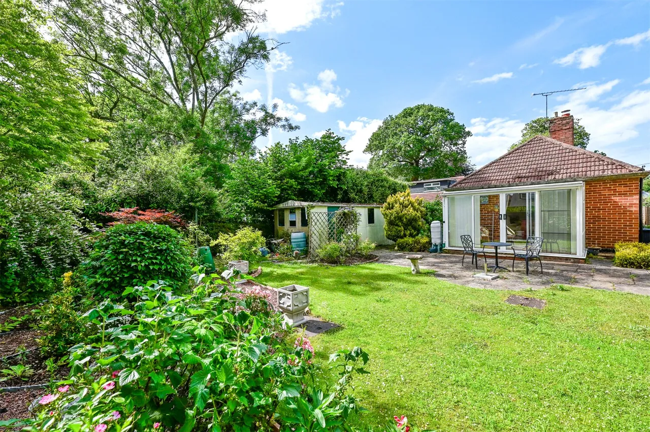 Old Rectory Drive, Ash, Guildford, Surrey, GU12 6EX, photo 11