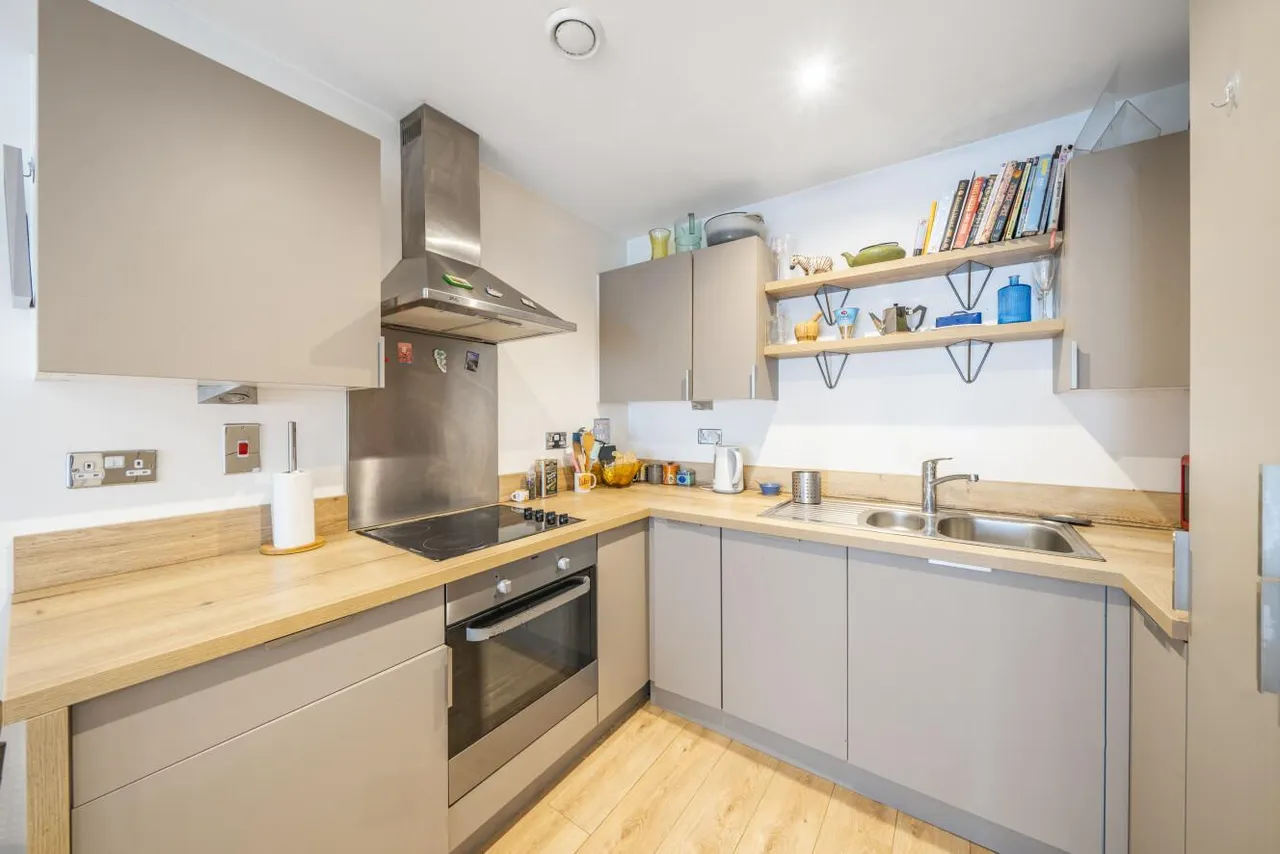 Bournemouth Road, Peckham, London, SE15, photo 7