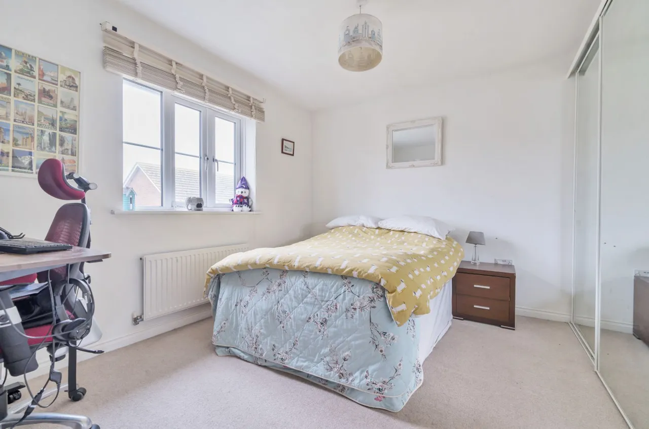 Mere Close, Bracklesham Bay, PO20, photo 7