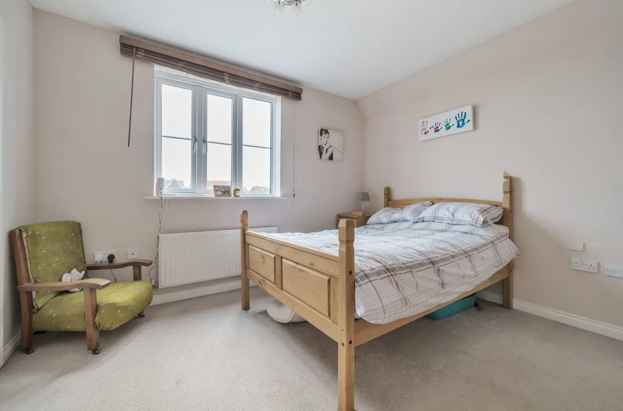 Mere Close, Bracklesham Bay, PO20, photo 6