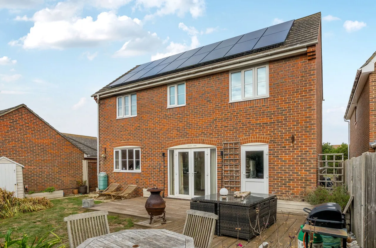 Mere Close, Bracklesham Bay, PO20, photo 11