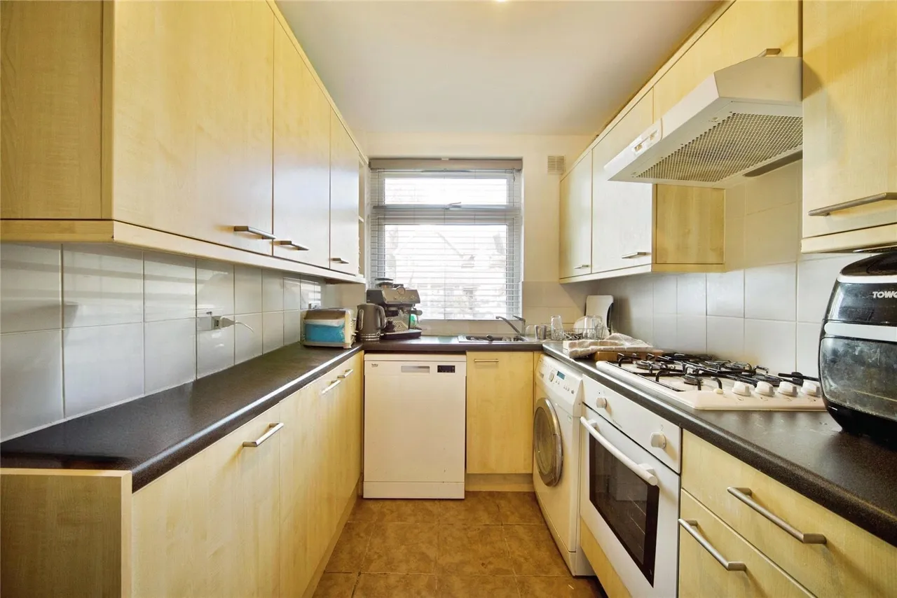 Kitchener Road, Walthamstow, E17, photo 3