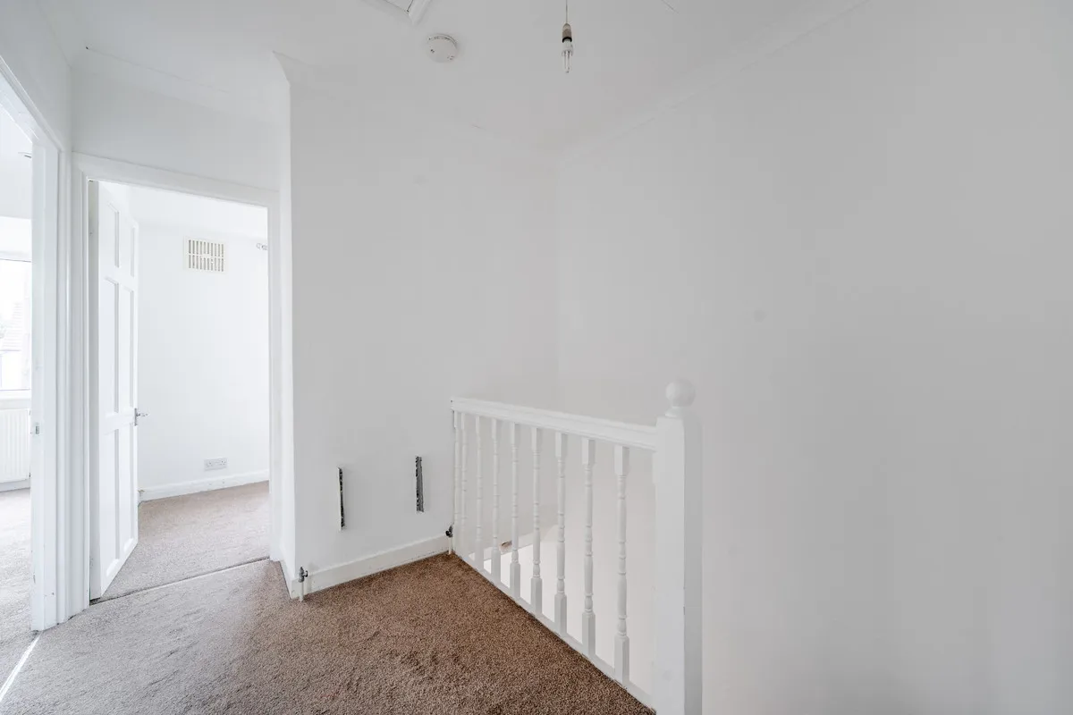 Harrow, HA3, photo 6