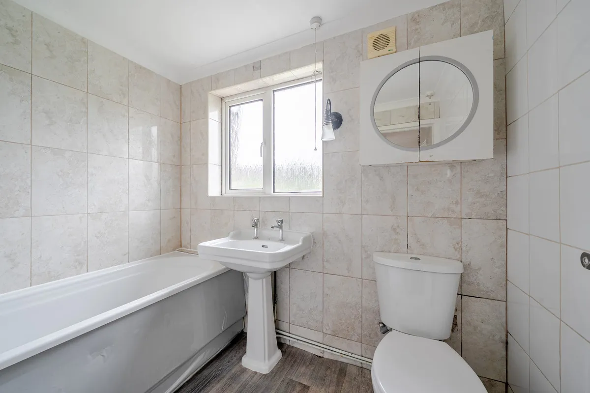 Harrow, HA3, photo 10