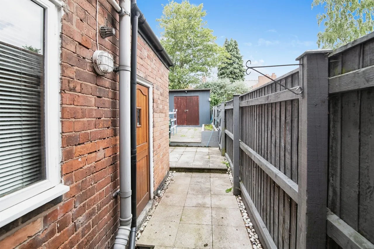 Milcote Road, Smethwick, B67, photo 8