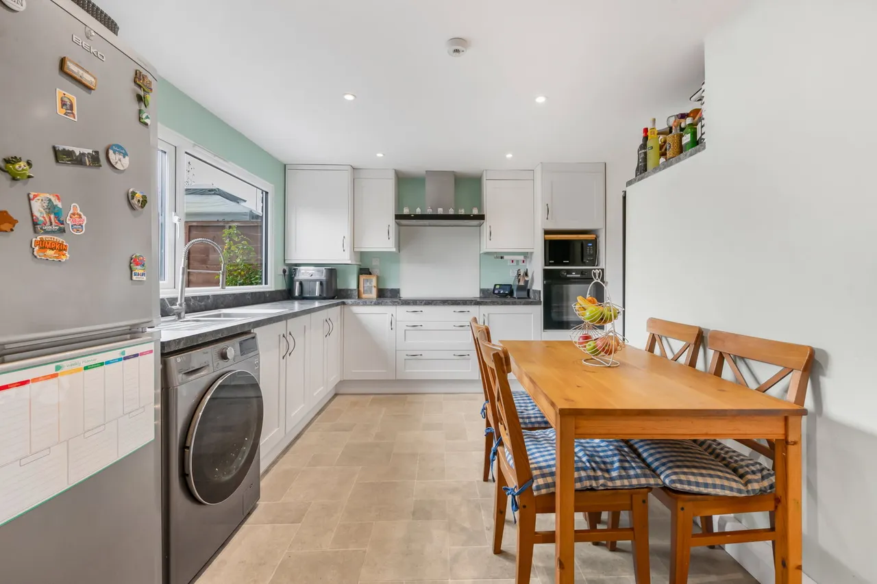Park Avenue, Edenbridge, TN8, photo 5