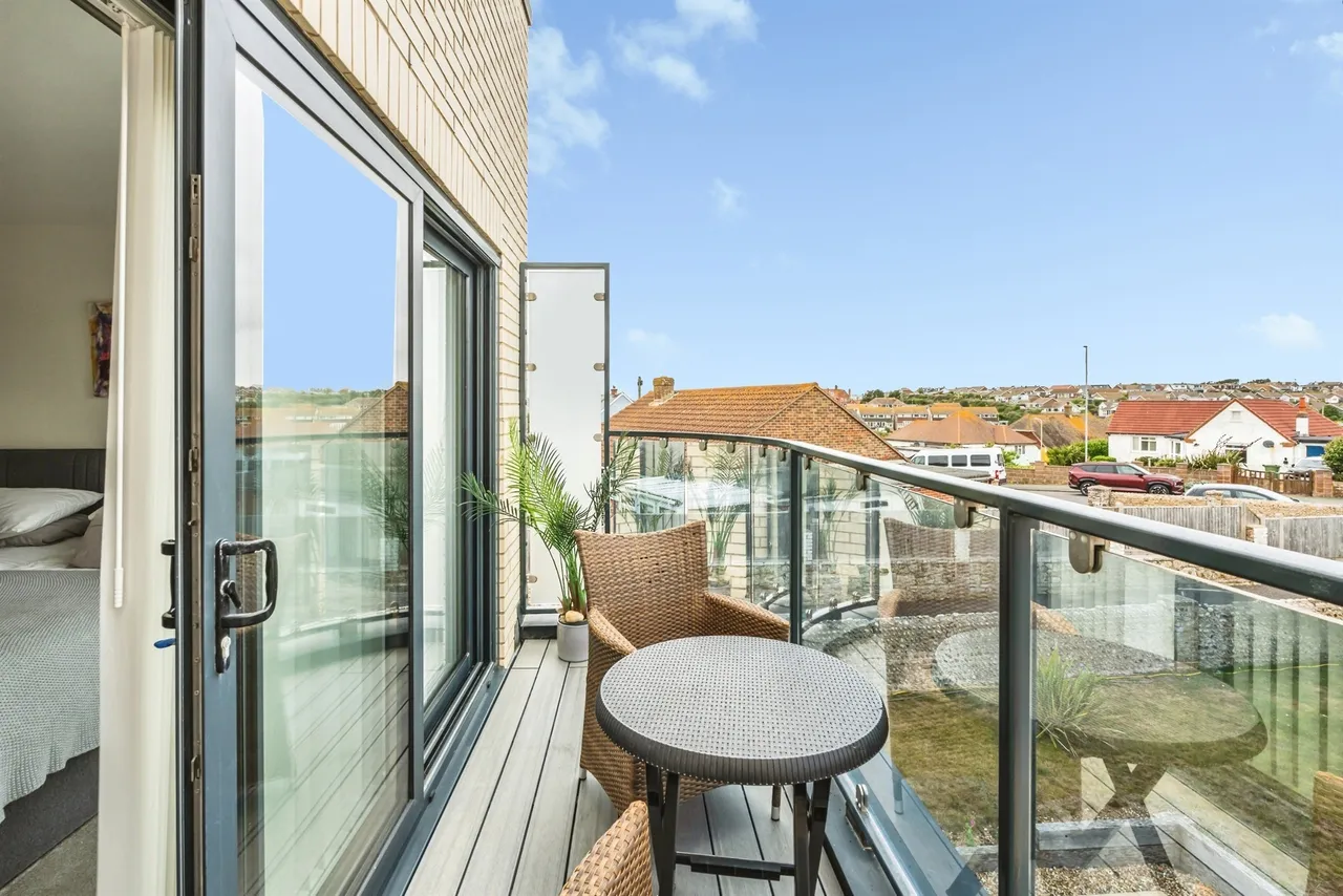 Claremont Road, Seaford, BN25, photo 24