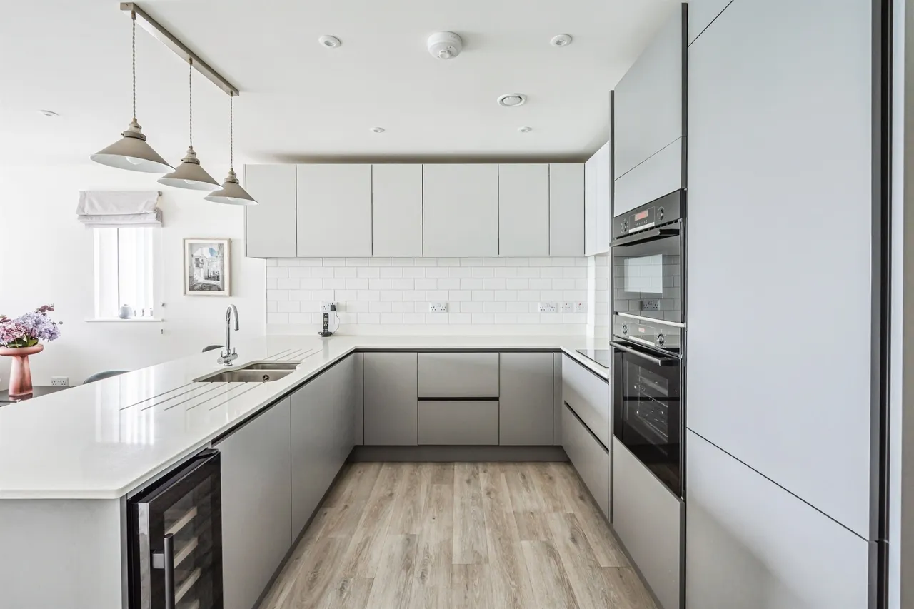 Claremont Road, Seaford, BN25, photo 17