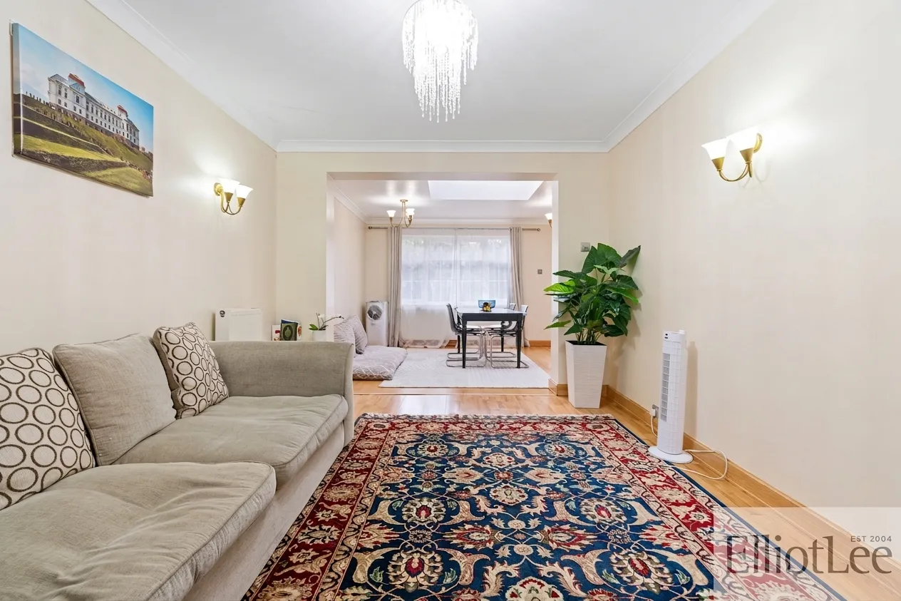 Sherwood Avenue, Greenford, UB6, photo 4