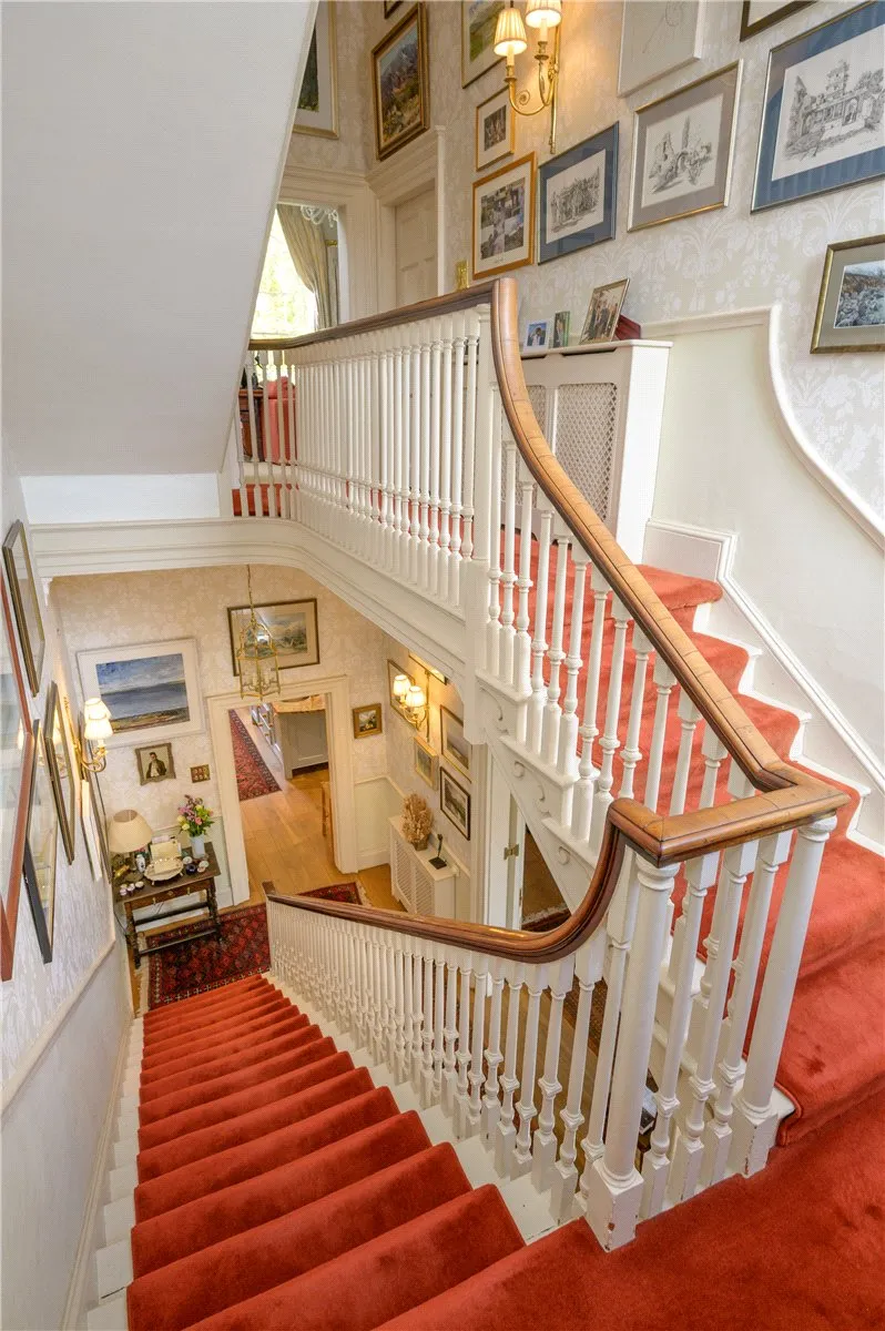 Queens Parade, BA1, photo 13