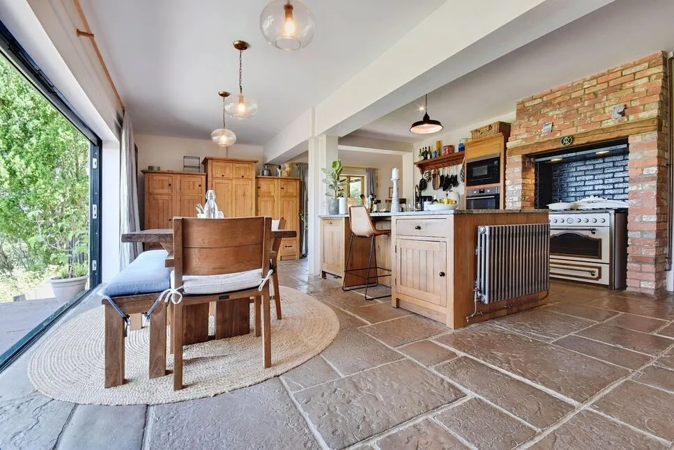 White Hart Hill, Guestling Green, East Sussex, TN35, photo 2