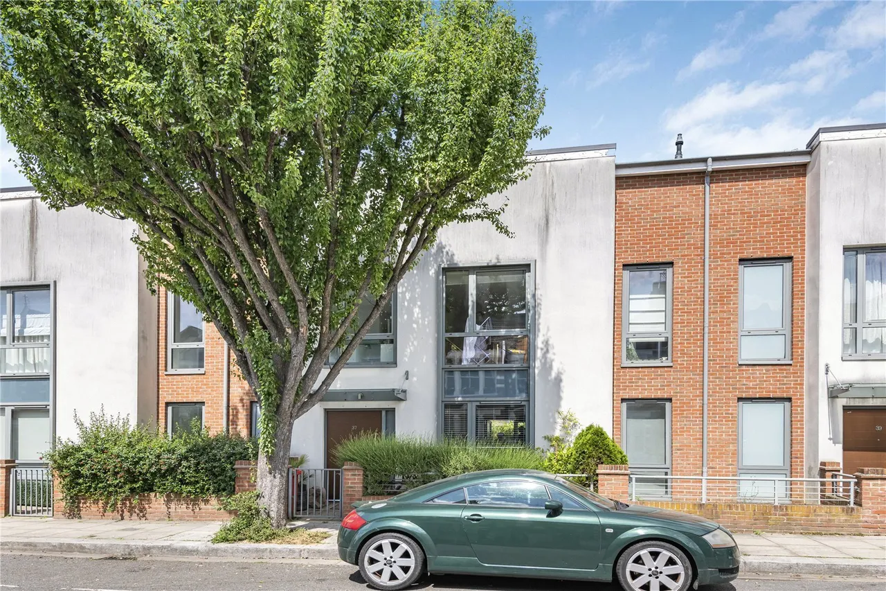 Elbe Street, Fulham, London, SW6, photo 7