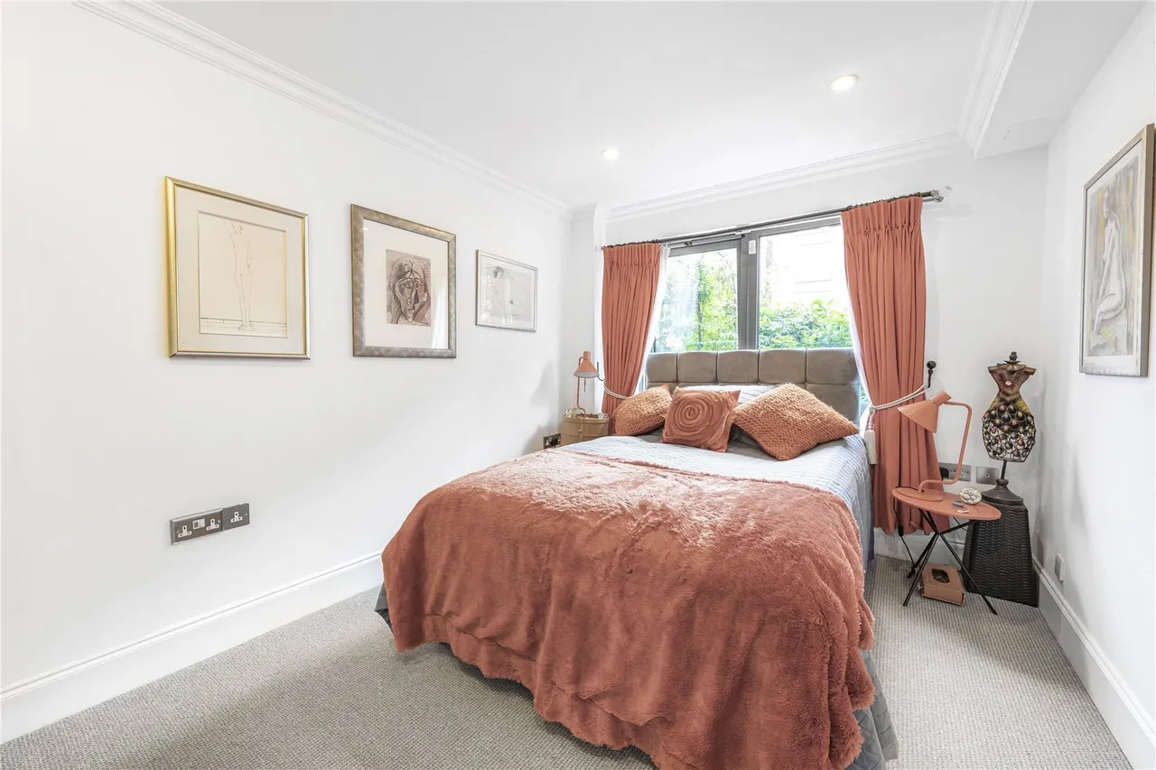 Elbe Street, Fulham, London, SW6, photo 6