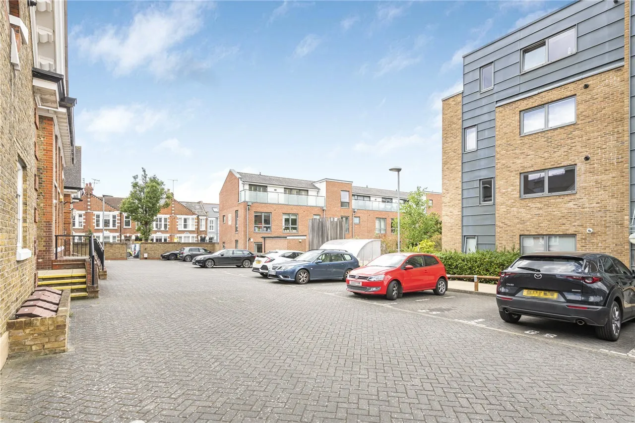 Elbe Street, Fulham, London, SW6, photo 8