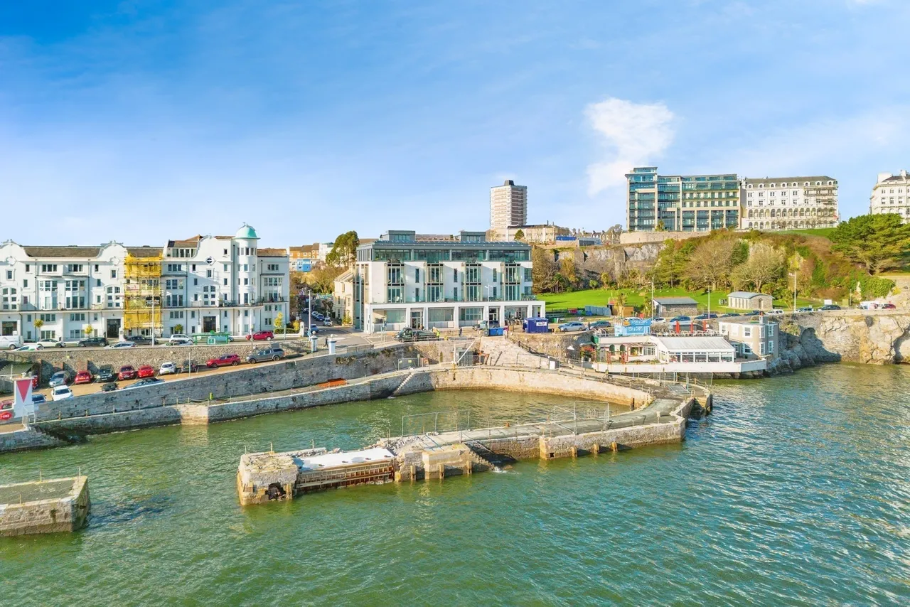 Hoe Road, Plymouth, PL1, photo 22
