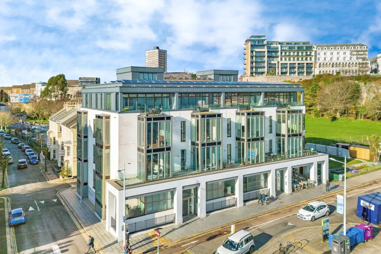 Hoe Road, Plymouth, PL1, photo 17