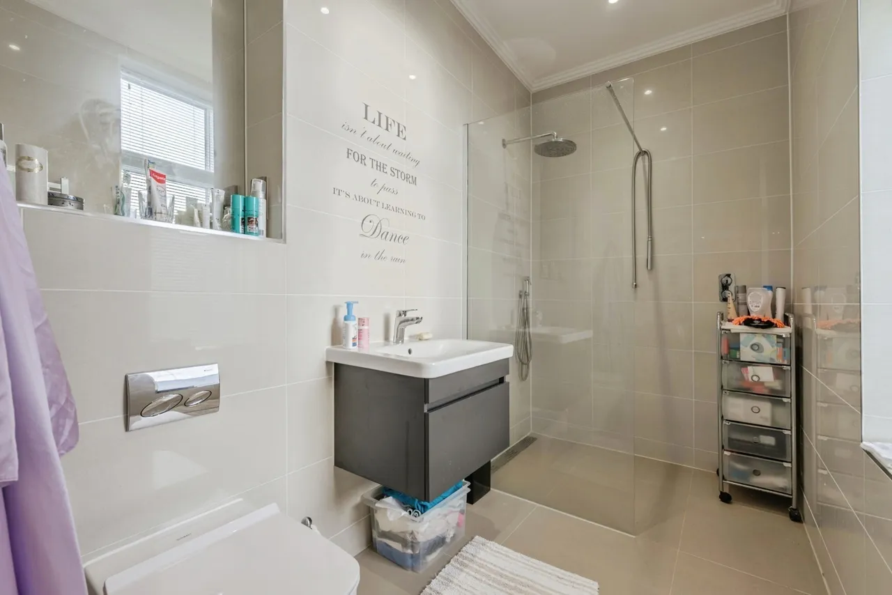 Hoe Road, Plymouth, PL1, photo 12