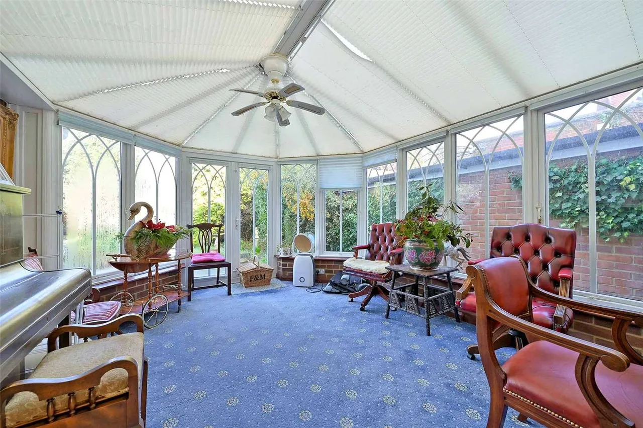 York Road, Windsor, SL4, photo 3