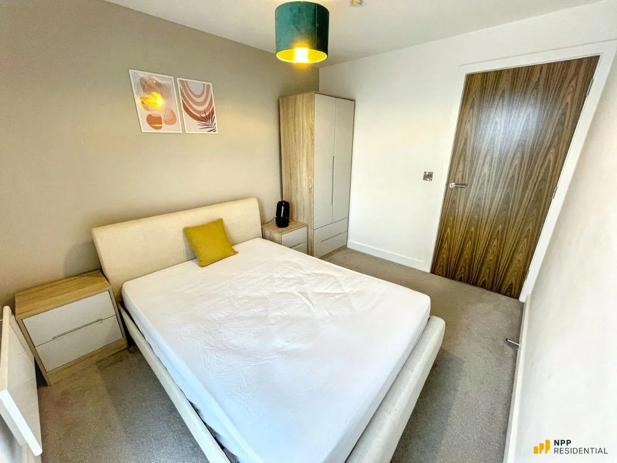 Ordsall Lane, Salford, Lancashire, M5 4XQ, photo 12